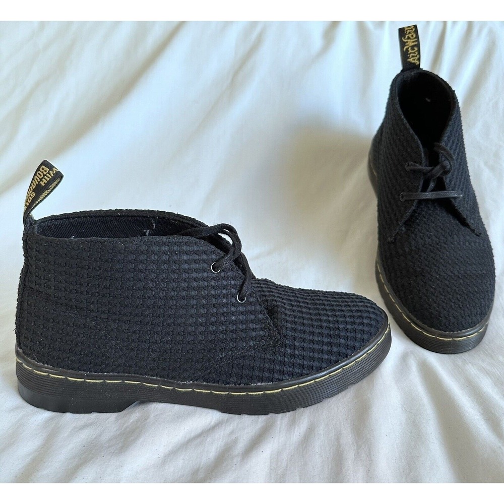 DR. MARTEN'S Daytona sz 6 Womens Black Fabric Chukka Boots - EUC